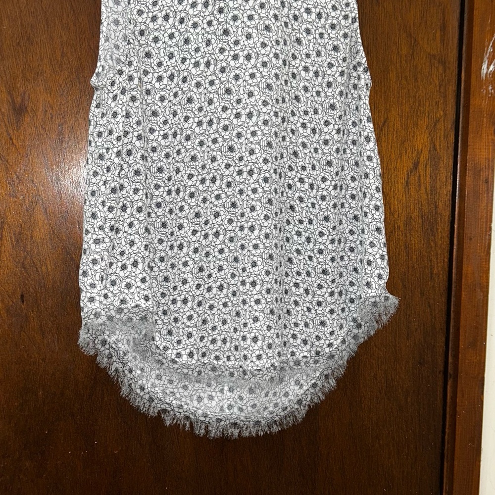 Who What Wear Monochrome Patterned Top